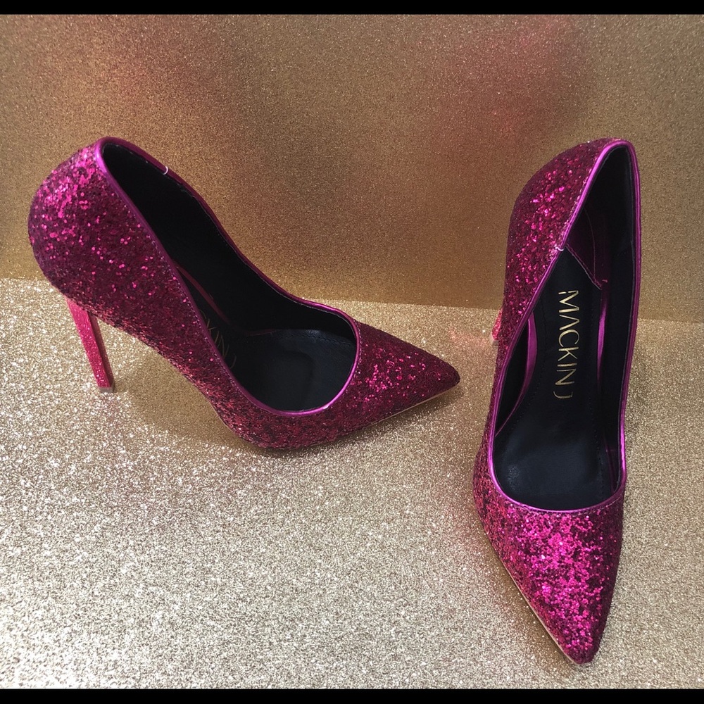 Brand new sparkling pumps with box 💖